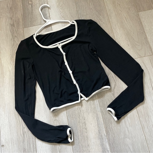 Commense Crop Cardigan contrast trim sweater womens Black (medium) casual - Picture 1 of 5